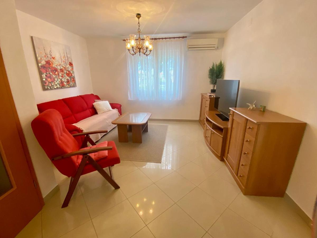 פאז'אנה Apartment Noel מראה חיצוני תמונה